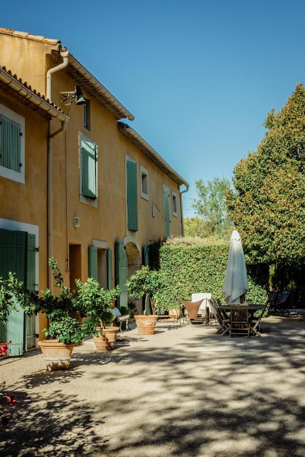 Le Mas De Trevouse Saint-Saturnin-lès-Avignon Dış mekan fotoğraf